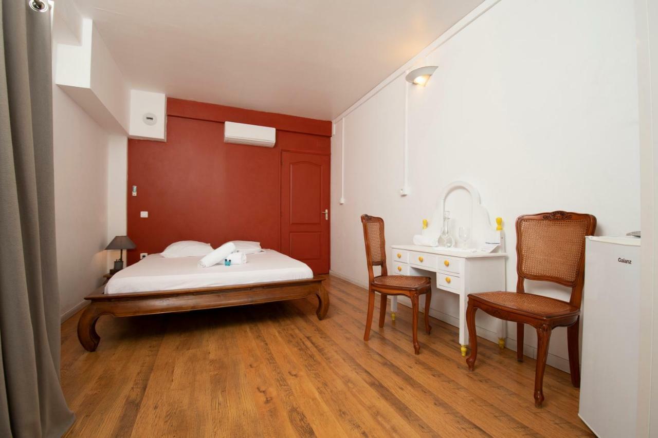 Le Zinzin Hotel Saint Pierre Kültér fotó