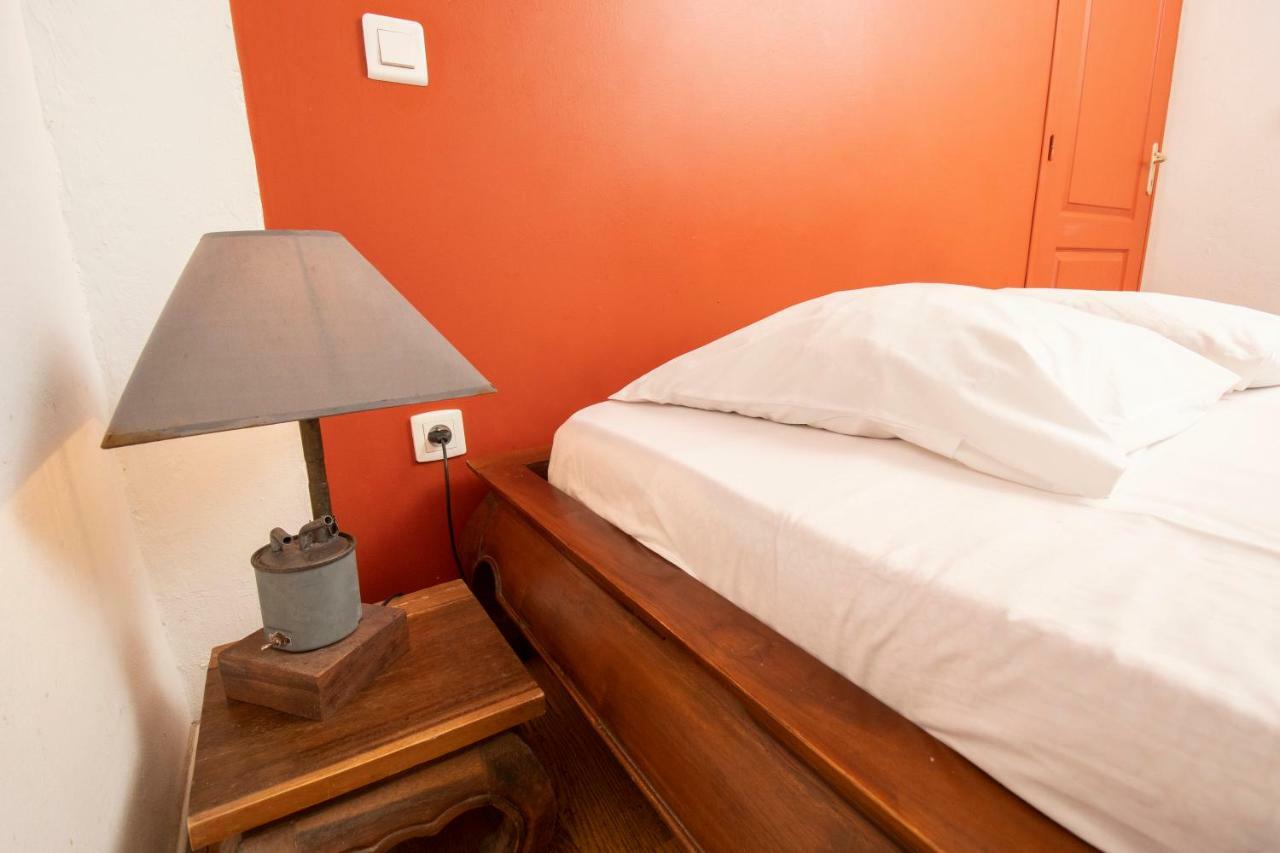 Le Zinzin Hotel Saint Pierre Kültér fotó